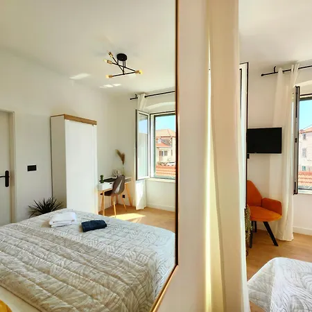 Apartment & Fjok *