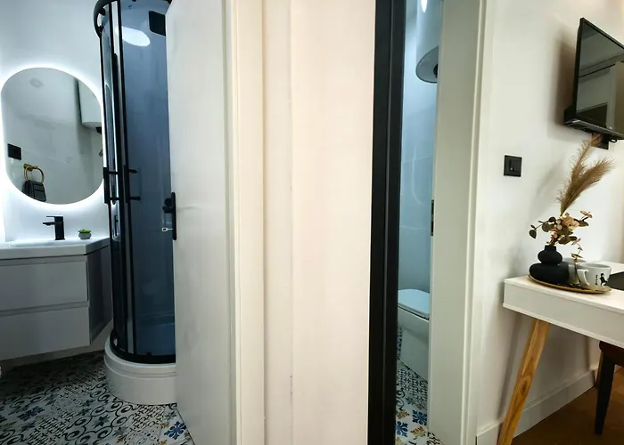 Διαμέρισμα & Fjok